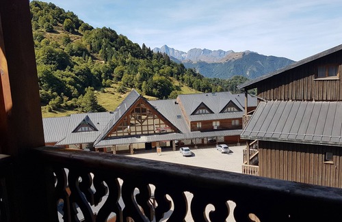 Guzet Neige Apartment | At the foot of the Guzet slopes with heated swimming pool