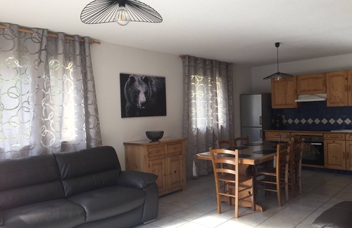 Saint-Jean-Saint-Nicolas House | At the heart of the valley of champsaur, warm classified 3 * house with garden