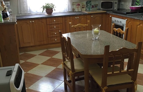Alcazar de San Juan House | At the heart of Don QuiXote and La Mancha wine route. Pet and family friendly.