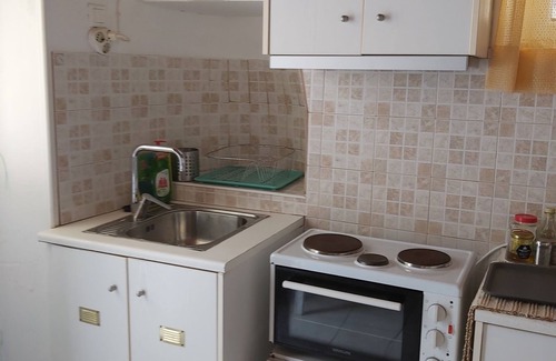 Kastro Apartment | At the top of Kastro