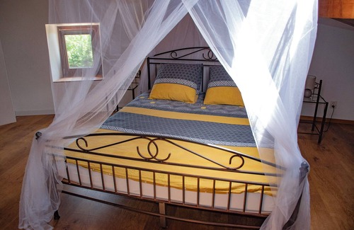 Hermitage-Tournonais-Herbasse-Pays de Saint-Felicien Bed & Breakfast | Atelier du Philosophe