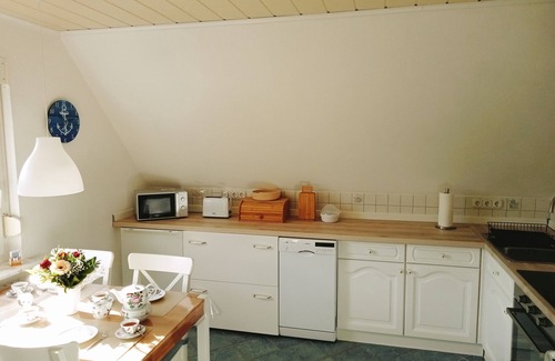 Nortmoor Condo | Atelier P19. On the edge of the forest with far-reaching views.