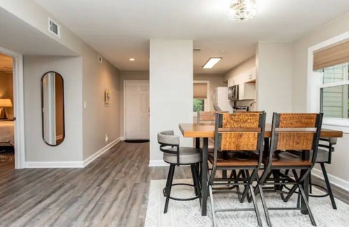 Athens Apartment | ATH Apple - Convenient to UGA & Downtown!