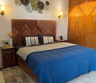 Kalkaji Bed & Breakfast | Atharva's Homestay- Nehru Enclave Metro