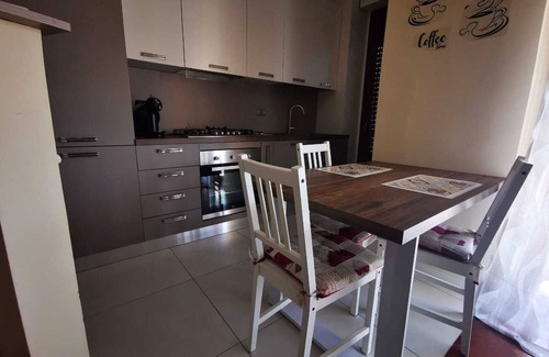 Fiumicino Apartment | Athena Holiday House