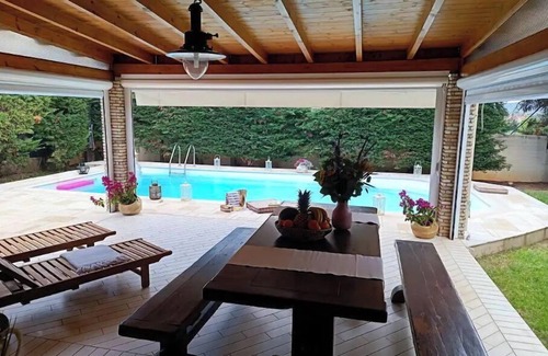 Porto Rafti Villa | Athenian Country House Retreat.n