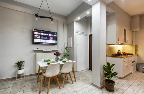 Petralona Apartment | Athenian Petralona Suite near Athens City centre