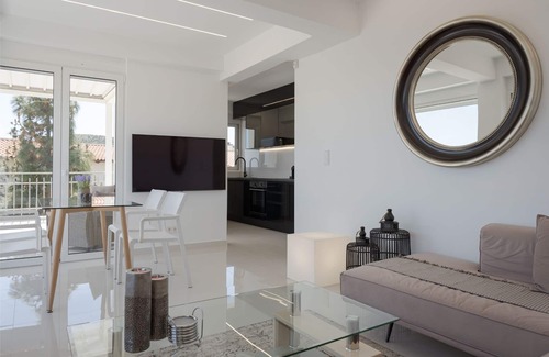 Varkiza Apartment | Athenian Riviera Penthouse Apartment