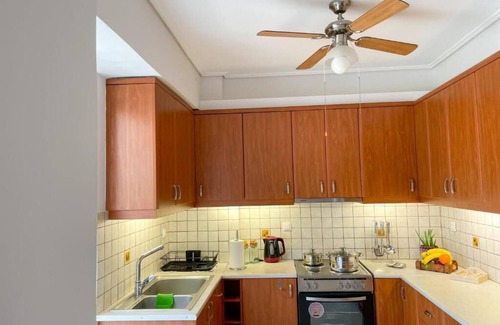 Ampelokipoi Apartment | Athens centre Cozy 2Bdrm free parking