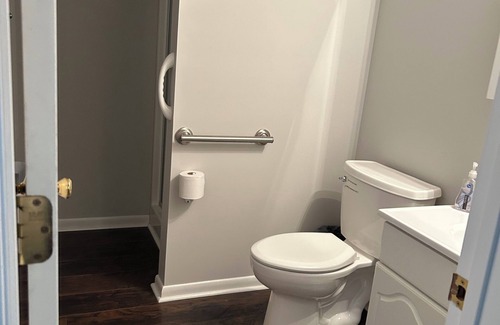 Sharpsburg Apartment | Athens County Getaway