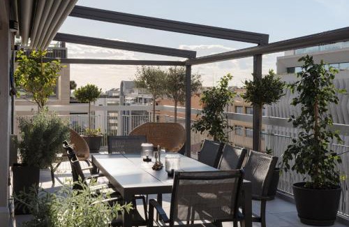 Athens City Centre Apartment | Athens Golden Light Premium Residence