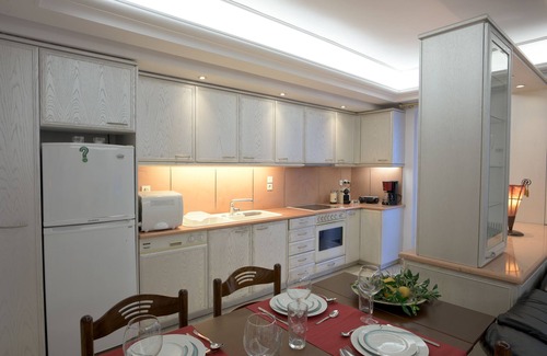 Kinosargous Apartment | Athens Urban Visions Art Apartment. Breath taking Views to Acropolis.