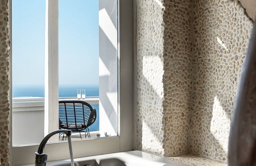 Megalochori Hotel | Athermi Suites - Adults Only