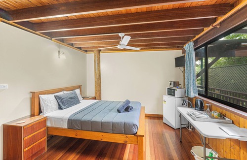 Atherton Bed & Breakfast | Atherton Blue Gum