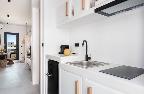 Adamas Apartment | Athina Milos Suites