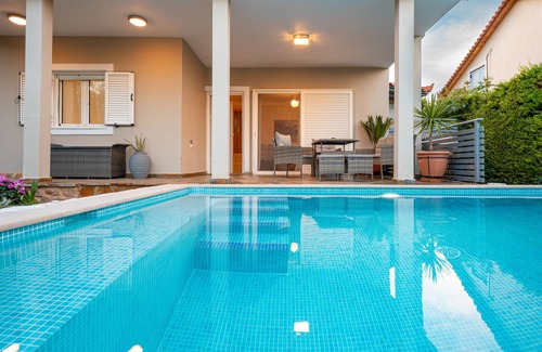 Oropos Villa | Athina Sea Villa Close To Atthens