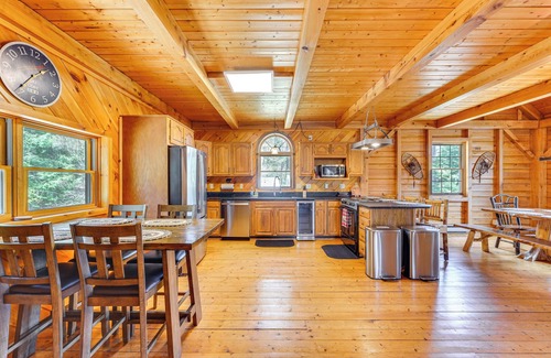 Athol Cottage | Athol Cabin w/Deck & Fire Pit, 10 Mi to Lake
