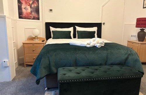 Douglas Bed & Breakfast | Athol House