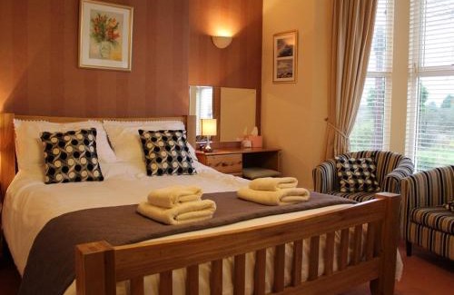 Muston Bed & Breakfast | Athol House