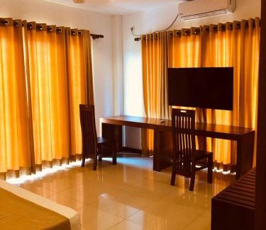 Polgahawela Hotel | Athupura Hotel