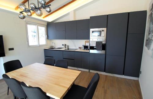 Campoamor Apartment | Atico loft de lujo con terraza espectacular y vista a los 2 castillos
