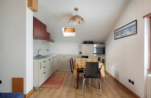 Madonna di Tirano Apartment | Atirano-