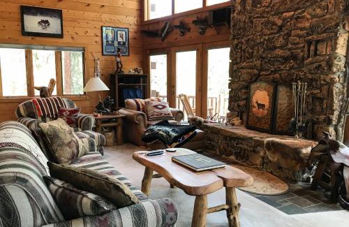 Almont House | Atkins Cabin