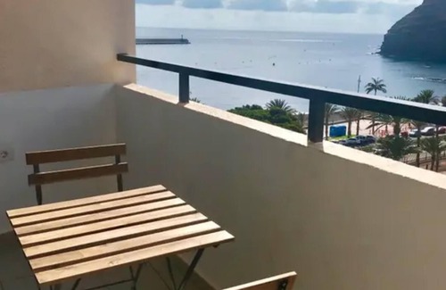 San Sebastian de la Gomera Apartment | Atlantic Ocean views while you have breakfast