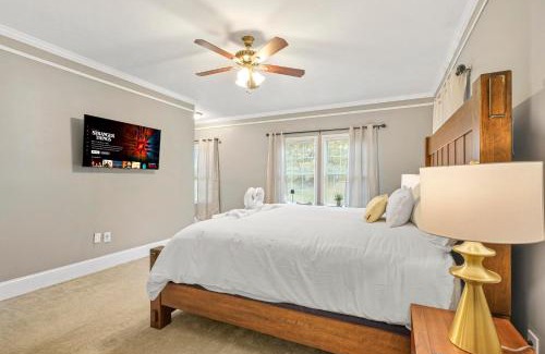 Belvedere Park House | Atlanta Gem Near Mercedez Benz Stadium & Stone Mtn Prk