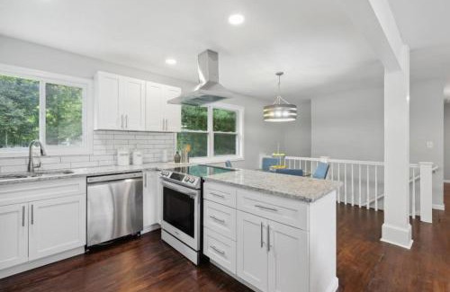 Collier Heights House | Atlanta Sports Retreat 15 min to Mercedes Benz