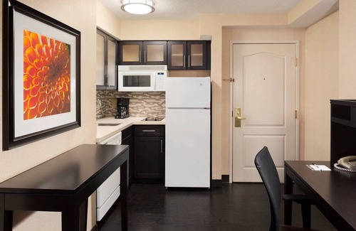 Buckhead Village Condo | Atlanta Suite with Free Shuttle| Pool Access