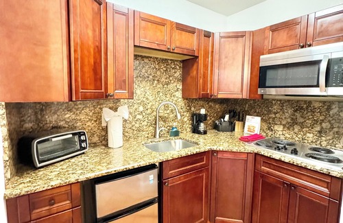 Delray Beach Apartment | Atlantic Ave Home away from Home