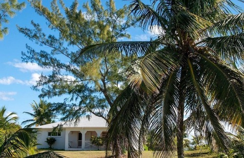 Governor's Harbour Villa | Atlantic Sunrise Villa 2 Bedroom Villa