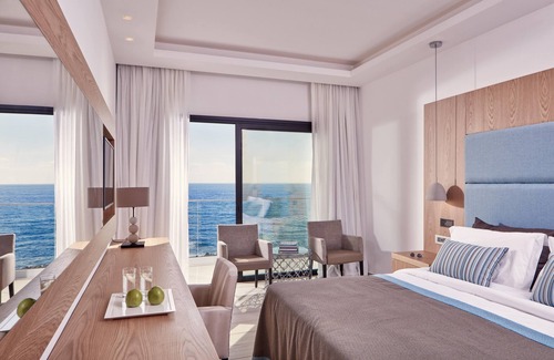 Kissonerga Hotel | Atlantica Golden Beach -Adults Only
