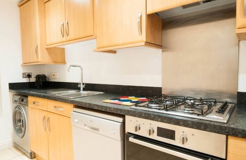 Derby House | Atlas House - Ideal for Contractors
