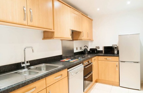 Derby House | Atlas House - Ideal for Contractors