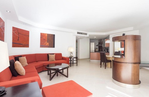 Los Cristianos Resort | Atlas Suites Tenerife by EnjoyaHome
