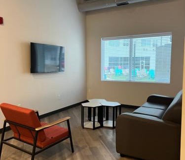 Downtown Lincoln Apartment | Atmosphere Lincoln