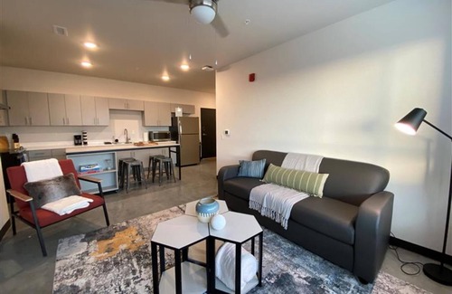 Downtown Lincoln Condo | Atmosphere Lincoln