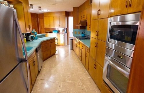 Coleman House | Atomic Ranch House at Stardust Retreat, 2 Hilltop Acres