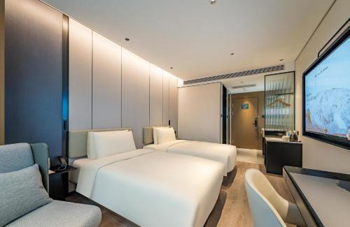Downtown Beijing Hotel | Atour Hotel Beijing Temple of Heaven Zuo'anmen Gate