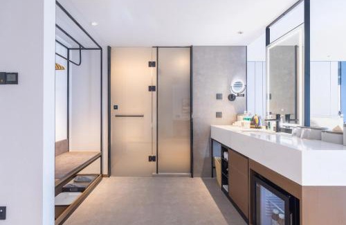 Yu Hua Hotel | Atour Hotel Changsha Wanjiali Middle Road Gaoqiao North
