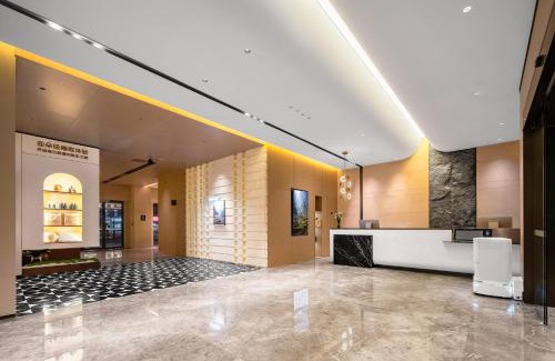 Xindu Hotel | Atour Hotel Chengdu Phoenix Mountain Sports Park