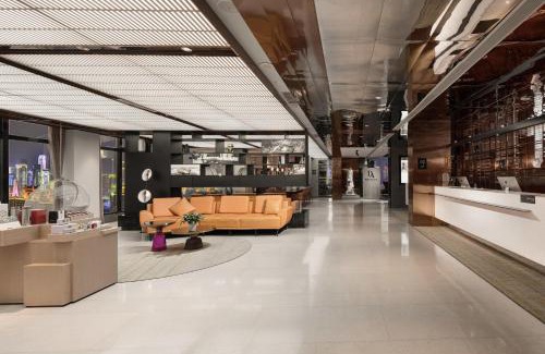 Yuzhong Hotel | Atour Hotel Chongqing Jiefangbei Raffles City Riverview