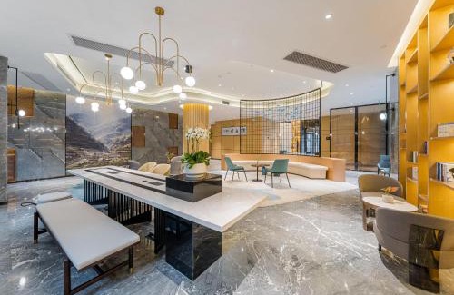 Nan An Hotel | Atour Hotel Chongqing Nanping Pedestrain Street