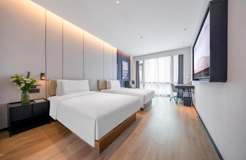 Chongqing Hotel | Atour Hotel Chongqing West Railway Station Longhu Yunlingtian Street