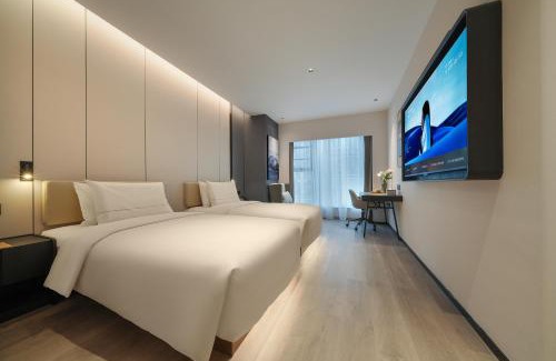 Shapingba Hotel | Atour Hotel Chongqing West Railway Station Xinqiao Hospital