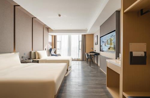Shapingba Hotel | Atour Hotel Chongqing West Station
