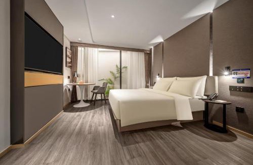 Shapingba Hotel | Atour Hotel Chongqing West Station