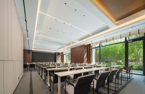 Jinzhou District Hotel | Atour Hotel Dalian Jinshi Beach Anchorage Plaza